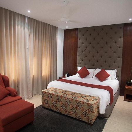 Lakshmi Luxury Villas, Walk To The Beach And Seminyak Shopping מראה חיצוני תמונה