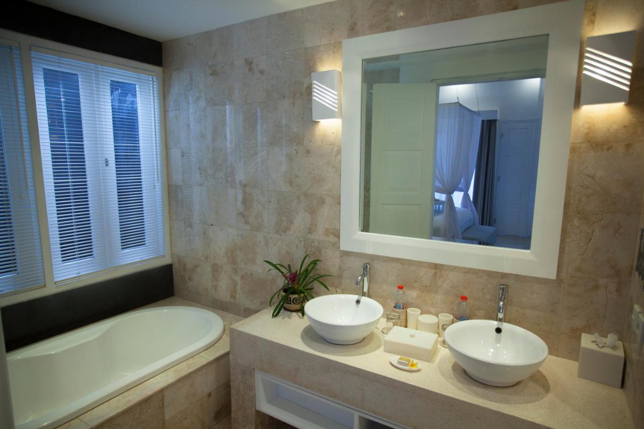 Lakshmi Luxury Villas, Walk To The Beach And Seminyak Shopping מראה חיצוני תמונה