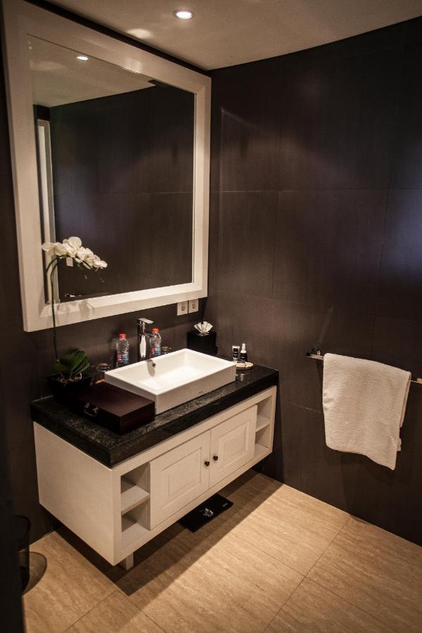 Lakshmi Luxury Villas, Walk To The Beach And Seminyak Shopping מראה חיצוני תמונה